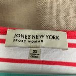 Jones New York  T-shirt Photo 1