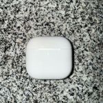 Apple earbuds  Photo 7