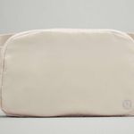 Lululemon everywhere belt bag OG original strap Photo 0