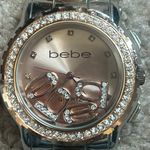 Bebe women’s vintage rose gold/silver crystal floating diamond bracelet watch Photo 4