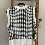 Princess Polly Sweater Vest Photo 1