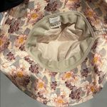 Aritzia  WILFRED MEMORY BUCKET HAT FLORAL Photo 3