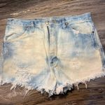 Wrangler Distressed Vintage Shorts Photo 0