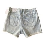 Ymi  High Rise Mom Fit Shorts Distressed Denim 100% Cotton‎ Light Wash
Size 7/28 Photo 1