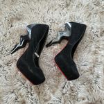 Zig Zag Velvet Heels Black Size undefined Photo 1