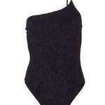 VIX BY PAULA HERMANNY
Scales Ana One Photo 3