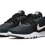 Nike NWT 🖤🤍 WIDE Womens Flex Trainer Black and Silver Sneakers, Size 8.5 WIDE Photo 2