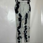 AFRM Black‎ and White Tie Photo 7