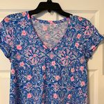 Lilly Pulitzer  Etta V-neck Blue Peri Takin it Easy top size XS Photo 1