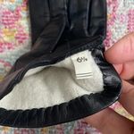 Beautiful black leather gloves in excellent cond Photo 2