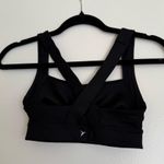 Old Navy Black Women's Sports Bra Photo 0