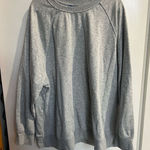 Old Navy  Grey Crewneck Sweatshirt Woman’s Size Medium Photo 0