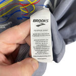 Brooks NWOT Running Pancake Run Athletic Tee in Grey Size XL Photo 6