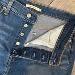 Levi's ® Premium  
WEDGIE STRAIGHT FIT WOMEN'S JEANS Photo 1