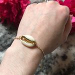 3 Shell Bracelets Gold Photo 2