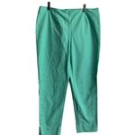 Ellen Tracy Muted Mint Green Pull on Style Capri Pants - Size 8 Photo 3