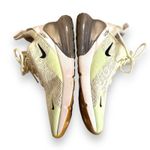 Nike  W Air Max 270 Shoes Sneakers in Barely Volt / Black Summit White Sz 9.5‎ Photo 3