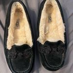 UGG  Women's Suki Moccasin Black Fleece-Lined Slippers size 5 Photo 0