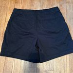 intro. Black Bermudas with‎ Casual Style and Comfortable Fit Size 8 Photo 3