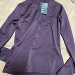 Nike Women’s  Hyperwarm Sz L Photo 0