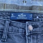 Hollister ‎ Black Embroidered Rose Curvy High Rise Mom Jeans | 25 Photo 2