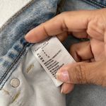 American Eagle Mom Short Ripped Size 8 Light Wash Photo 6