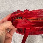 Women's Red Leather Shoulder Bag Woven Design Casual Handbag Photo 6