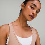 Lululemon Tank Photo 4
