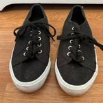 Old Navy Women’s Size 8 Black Sneakers Photo 1