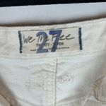 We The Free  White Distressed Denim Shorts Raw Hem Casual High‎ Rise Size 27 Photo 2