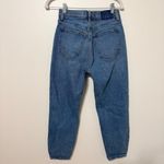 Abercrombie & Fitch  The '80s Mom high rise Jeans Size 26 SHORT / Size 2 Photo 5