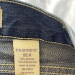 Vintage Agile Women’s denim Jeans Floral Design pants Sz 14 Photo 11