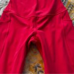Lululemon  align 25” with pockets lip gloss size 6 Photo 1
