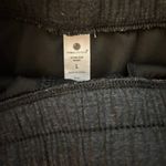 Yogalicious Scuba Zuri Shorts Photo 2