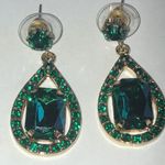 Gold Tone Emerald Green Teardrop Earrings Photo 0