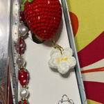 Strawberry and Flower Keychain Red Photo 0