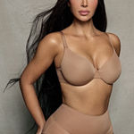 SKIMS  Wireless Full Coverage Tee Shirt Bra Smooth Seamless Size 38DD Sienna Photo 0