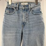 Abercrombie & Fitch The 90’s Straight Ultra High Rise Curve Love Jeans Size 24 Photo 1