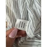 Happening in the present  stripped blouse size small Photo 7