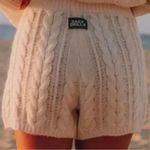 Daily Drills Cable Knit Sweater Shorts in Cream Size Medium/Large Gently Used White Photo 1