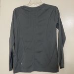 Athleta  gray long sleeve crew neck mesh hole workout athletic shirt size medium Photo 2
