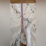 Buff Bunny onyx white marble legging with mesh size medium Photo 7