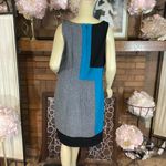 White House | Black Market  GRAY, BLACK AND BLUE COLOR BLOCK KNIT SHIFT DRESS (14) Photo 4
