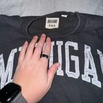 American Eagle -  Cropped Michigan State Crewneck Photo 1