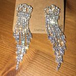 SILVER TONE CLEAR RHINESTONE DANGLE EARRINGS Photo 0