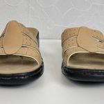 Clarks Womens Sandals Size 7.5 Tan Leather Open Toe Platform Slip-Ons 74333 Photo 8