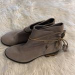 Sorel  Boots size 9 BNWOT see pictures heel is 1 1/2” color gray leather upper Photo 14