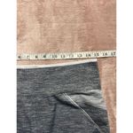 Saucony  women's warp knit athletic workout leggings L‎ Photo 5