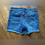 Vigoss  Marley Cutoff Jean Shorts Size 27 Photo 3