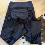 FANKA Black Body Sculpt 7/8 Leggings Size Medium Velvet Details Photo 3